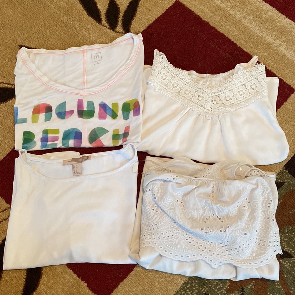 Bundle of 4 White T-Shirt